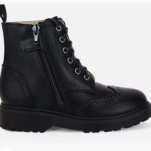 Black combat boots for girls